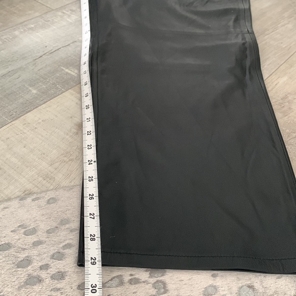 Banana republic, lamb, leather pants - Picture 4 of 9